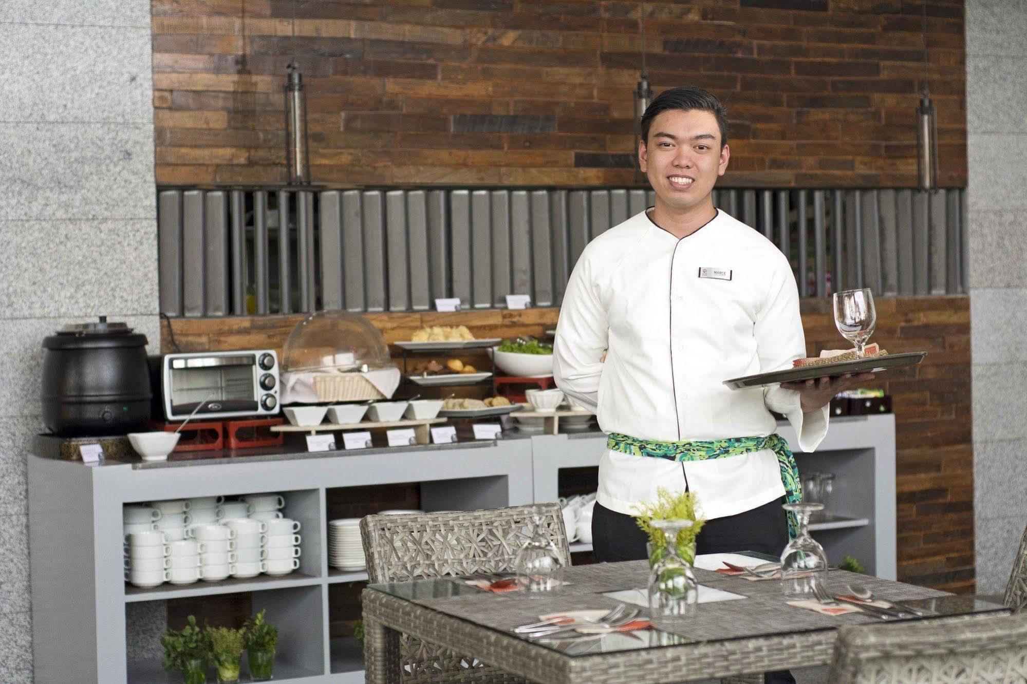 Hive Hotel Quezon City Kültér fotó